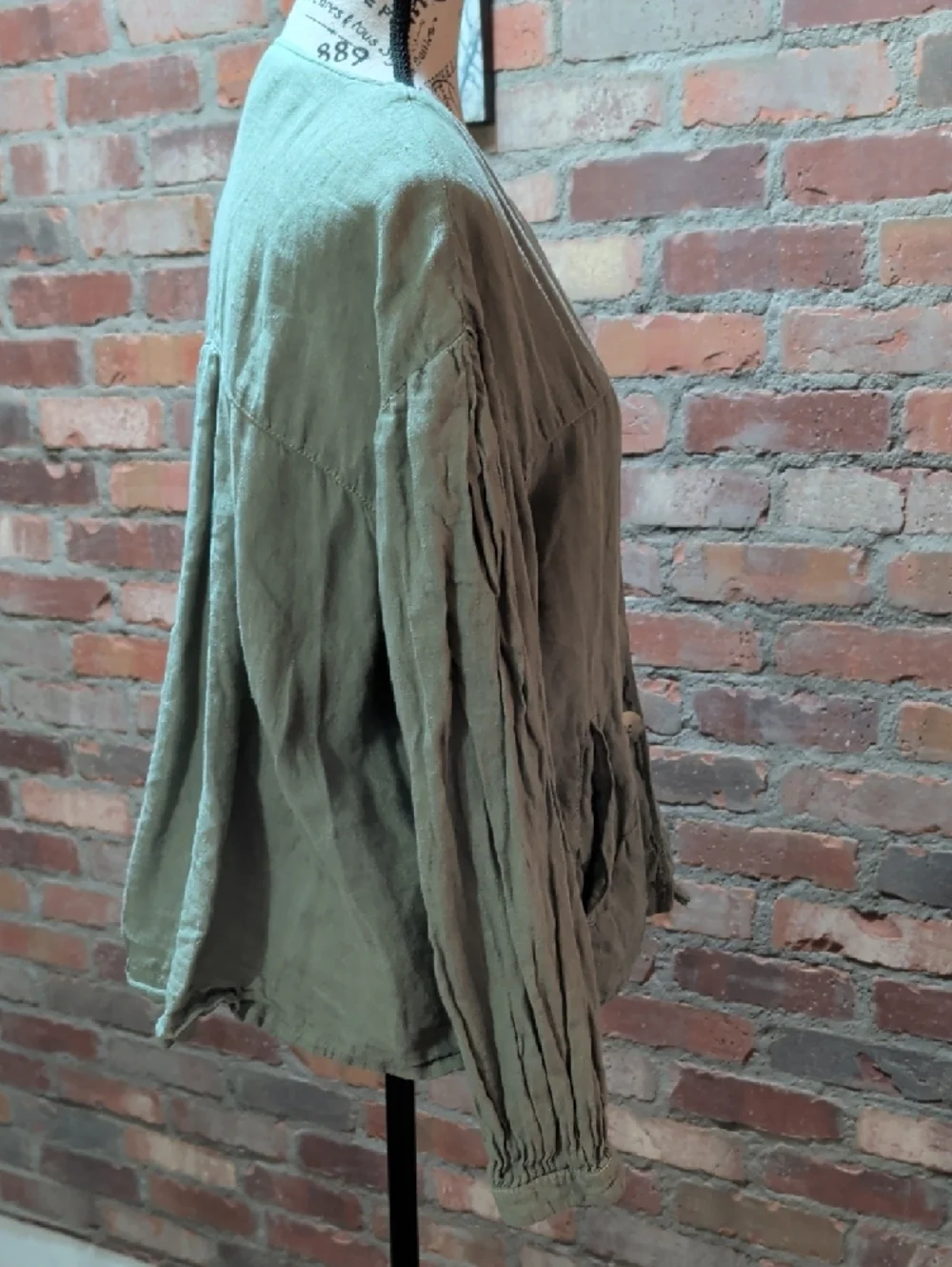 Zara Olive Green Lightweight Linen-Blend Top - Picture 2 of 9
